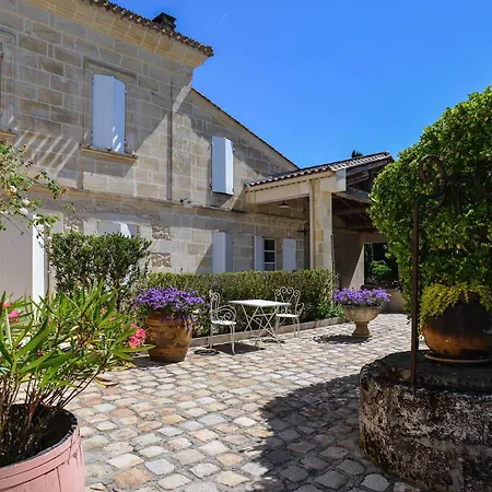 بيت ضيافة La Closerie De Fronsac Saint-Michel-de-Fronsac
