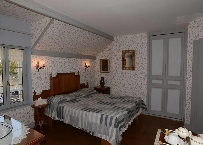 Gasthof La Closerie De Fronsac 3*